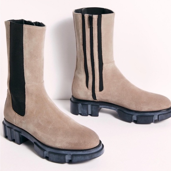 Free People Brooks chelsea lug sole boots 39.5 - Picture 2 of 8